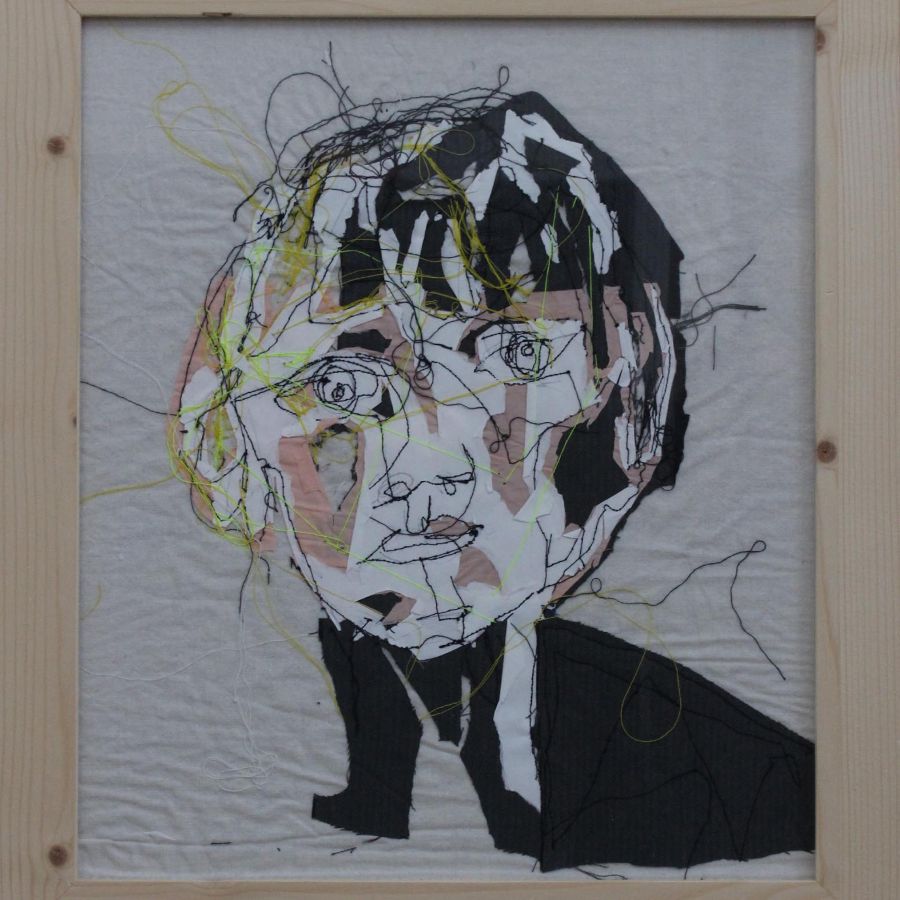 Nanja Heid, Portrait, 2018, genäht auf Papier u. Stoff 